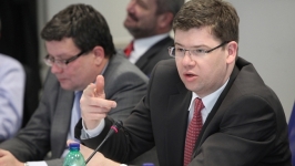 Vláda projedná návrh zákona o zvýšení transparentnosti akciových společností 